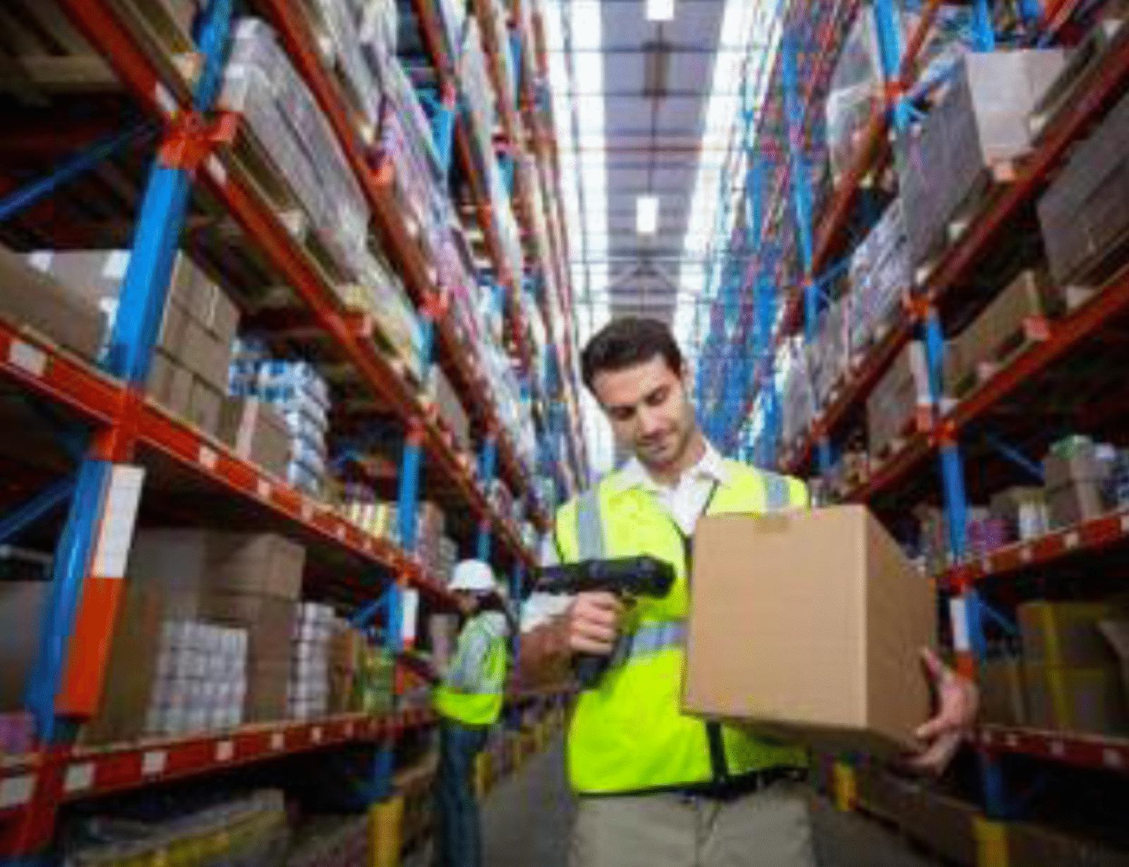 Agent logistique zone de retrait de marchandises fiche métier